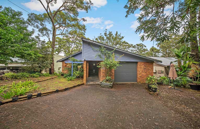 115 Promontory Way, North Arm Cove is on the market with Nelson Bay Real Estate