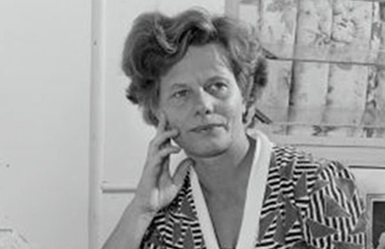 Stinker’s History: Daphne the author