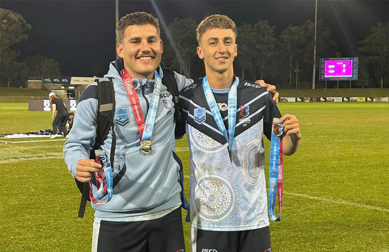 Nelson Bay Neptunes touch football juniors in Hornets NYC development squads