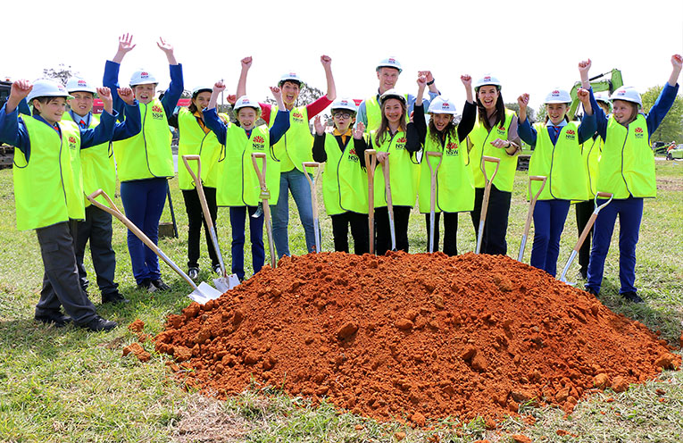 Premier turns sod on new high school at Medowie