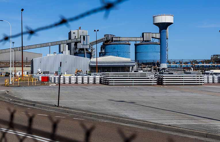 ‘We need energy’: leader touts gas to save smelter jobs