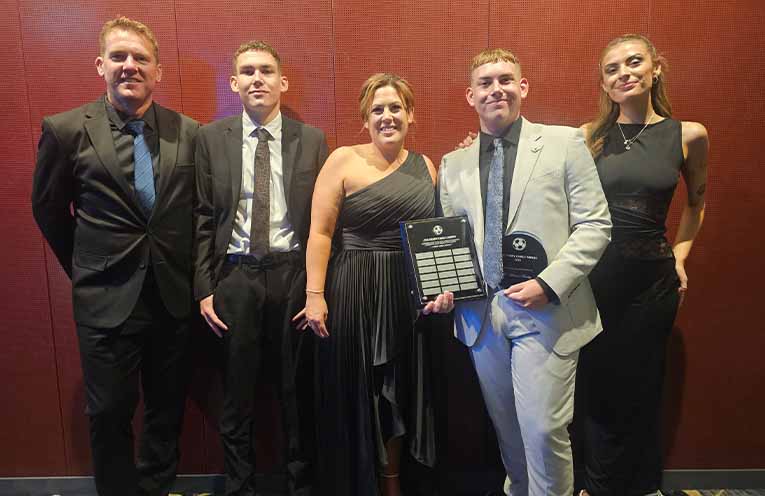 Medowie FC stalwarts named inaugural recipients of Henry Family Award
