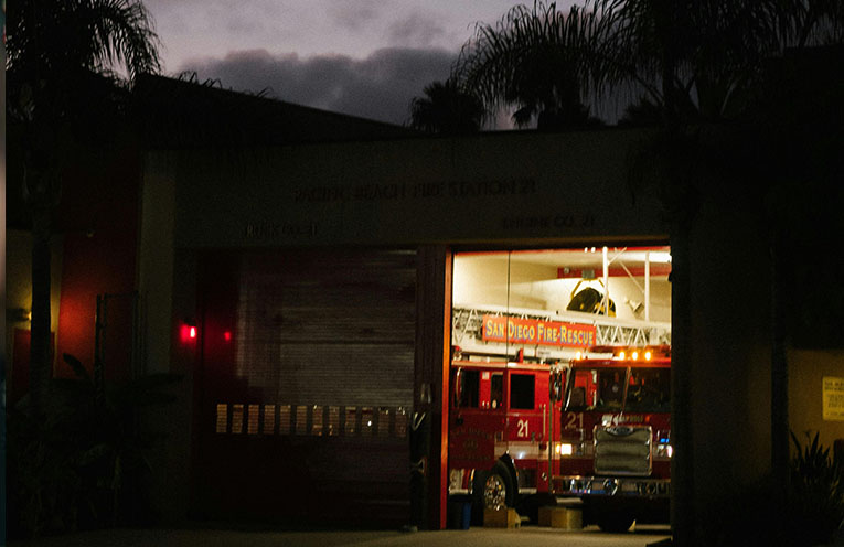 Overnight backburning by NSW Rural Fire Service brings Oyster Cove fire under control