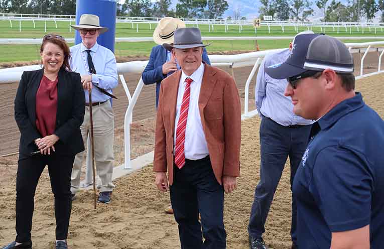 Racing in the Hunter at full gallop