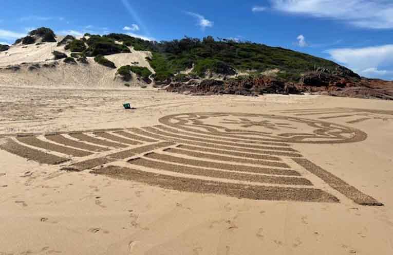A geometrical sand imprint made by artist Brian from Badeye Chalkart last weekend. Photo: supplied.