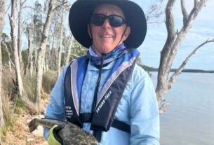 Stinker’s Fishin’: Kayaker heads north