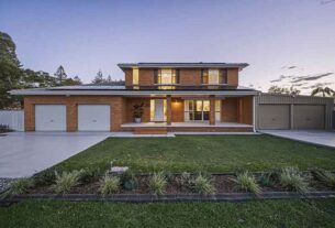 38 Avenue of the Allies, Tanilba Bay is on the market with Unrealestate Coffs Coast