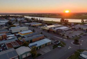 Commercial Collective hosts event to discuss investments in Raymond Terrace