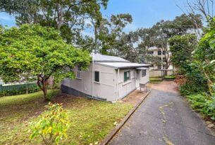 PROPERTY: Port Stephens 6 Donald Street Nelson Bay