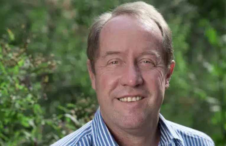 Port Stephens residents urged to watch for bird flu as wildlife threat grows