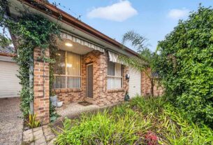 PROPERTY: 2/11 The Maindeck, Corlette