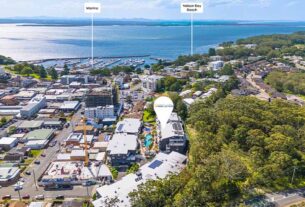 PROPERTY: Immaculate Mantra Apartment with Water Views