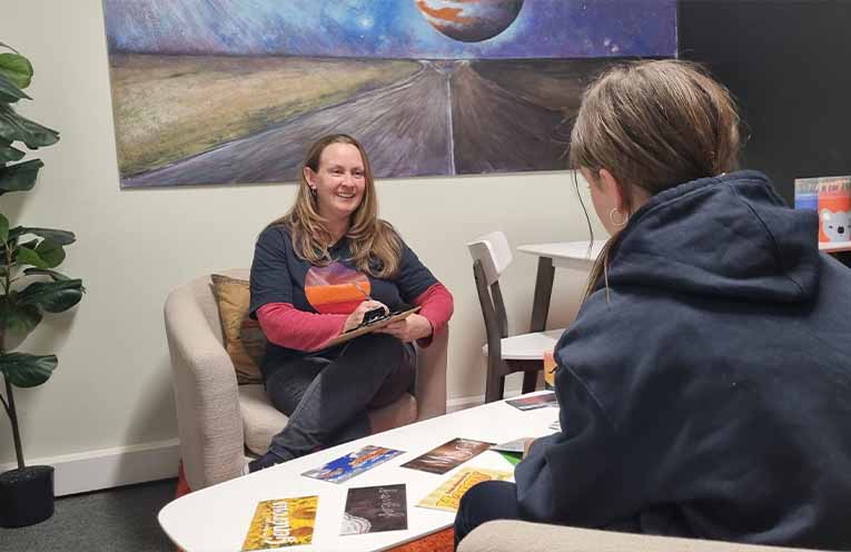 Salamander Bay counselling space with counsellor, Nicole Shields, and a young person. Photo: Jupiter.
