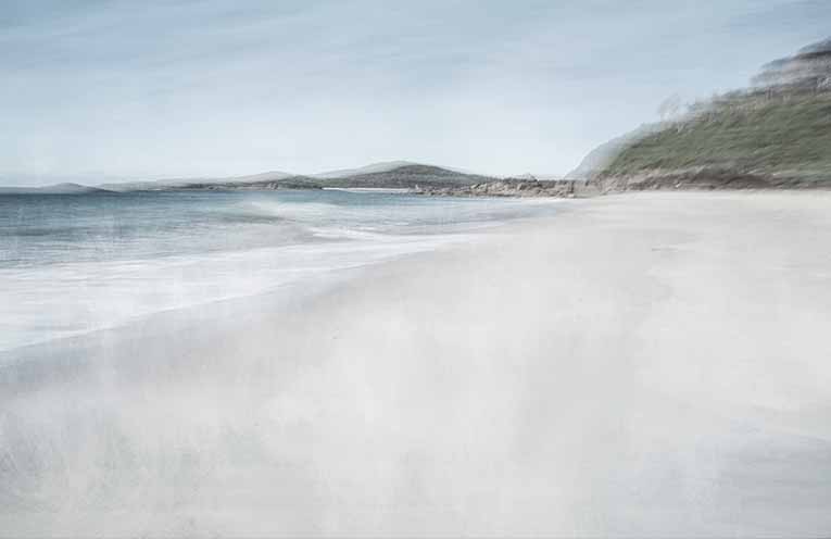 ‘Boxy Greets Fingal’ by Kay Hathway.
